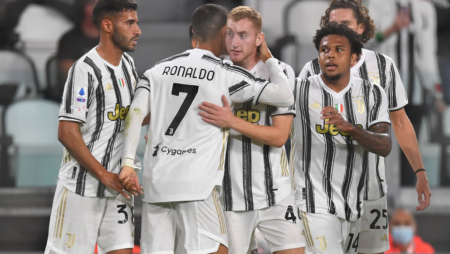 Kulusevskis Juventus vann Supercoppa-finalen mot Napoli med 2-0