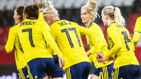 Svenska damlandslaget i fotboll klara för OS-final!